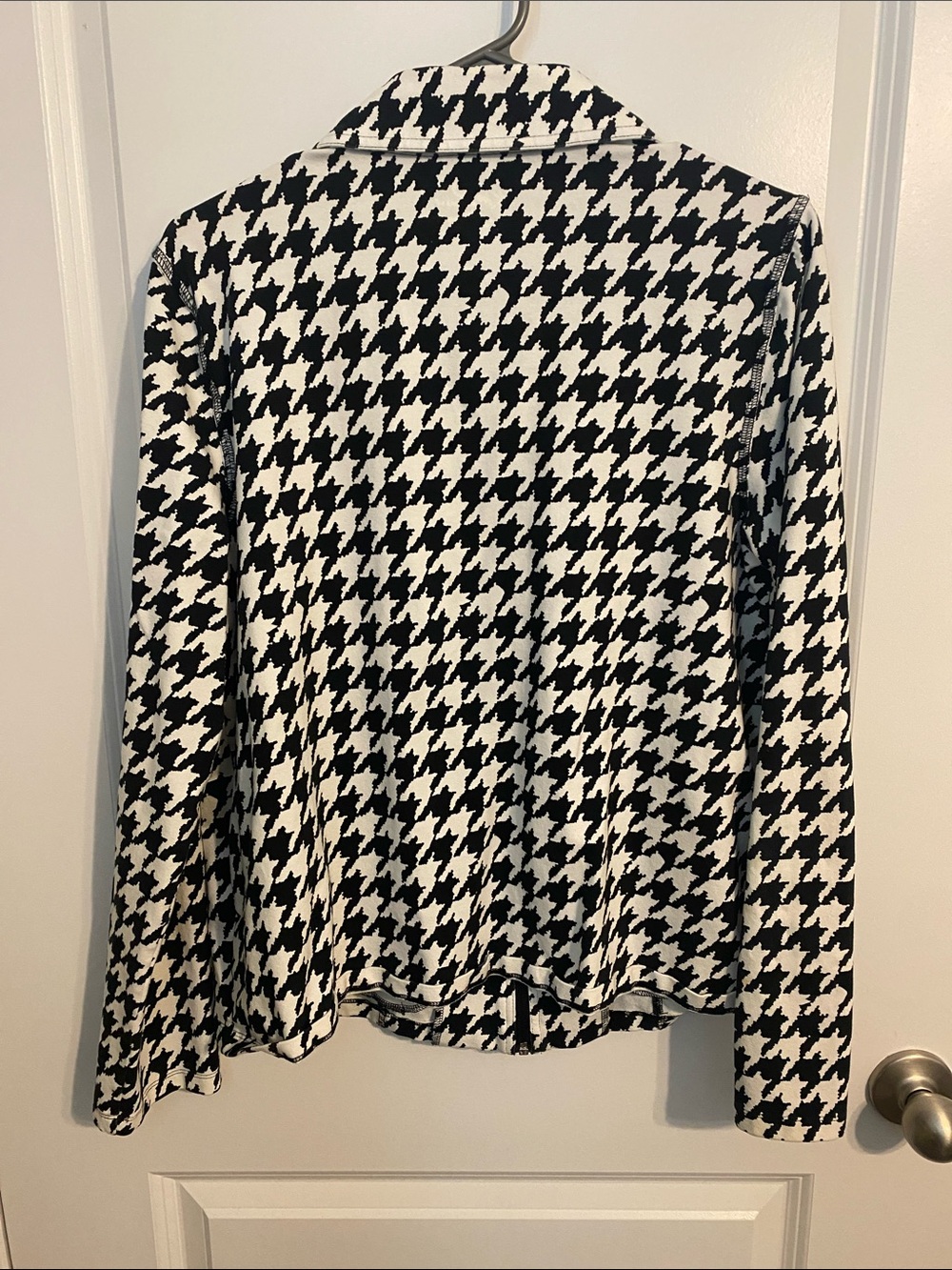 Kim Rogers Black & White Houndstooth Zip-Front Blazer - Picture 3 of 3